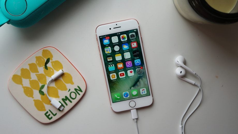 Sacré bleu! If you change your iPhone's location to France, you might get faster performance