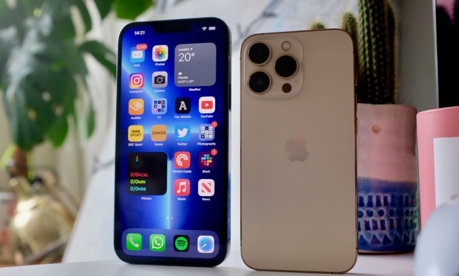iPhone 13 Pro Max is capable of 27W fast-charging, despite this feature not being advertised