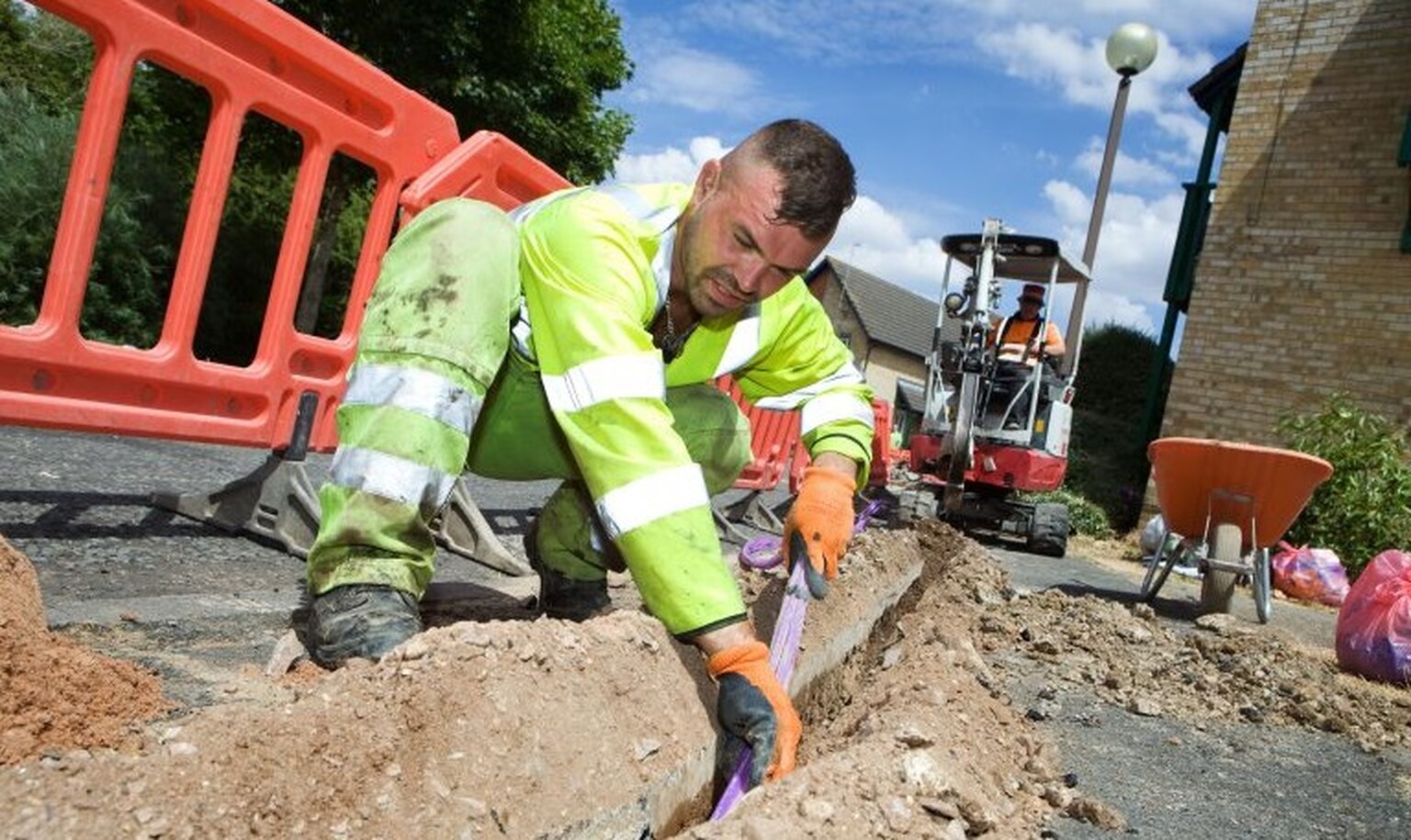 Vodafone is set to become the largest full fibre broadband provider in Britain
