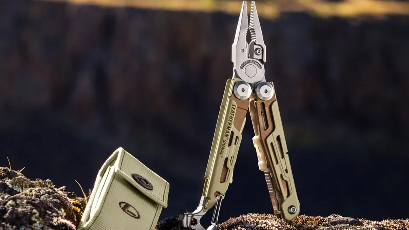 Leatherman Signal Sandstorm standing upright