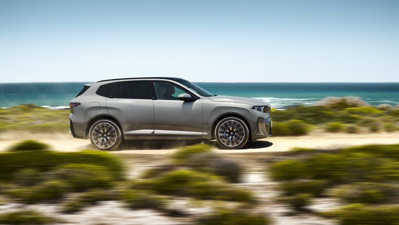 BMW X5 side view