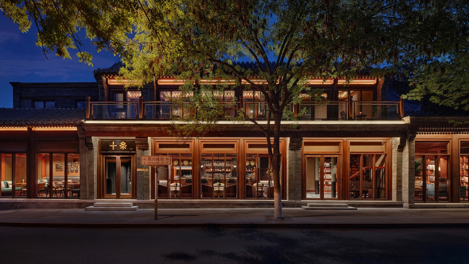 This Mandarin Oriental hotel is home to one of the Top 50 bars in all of Asia