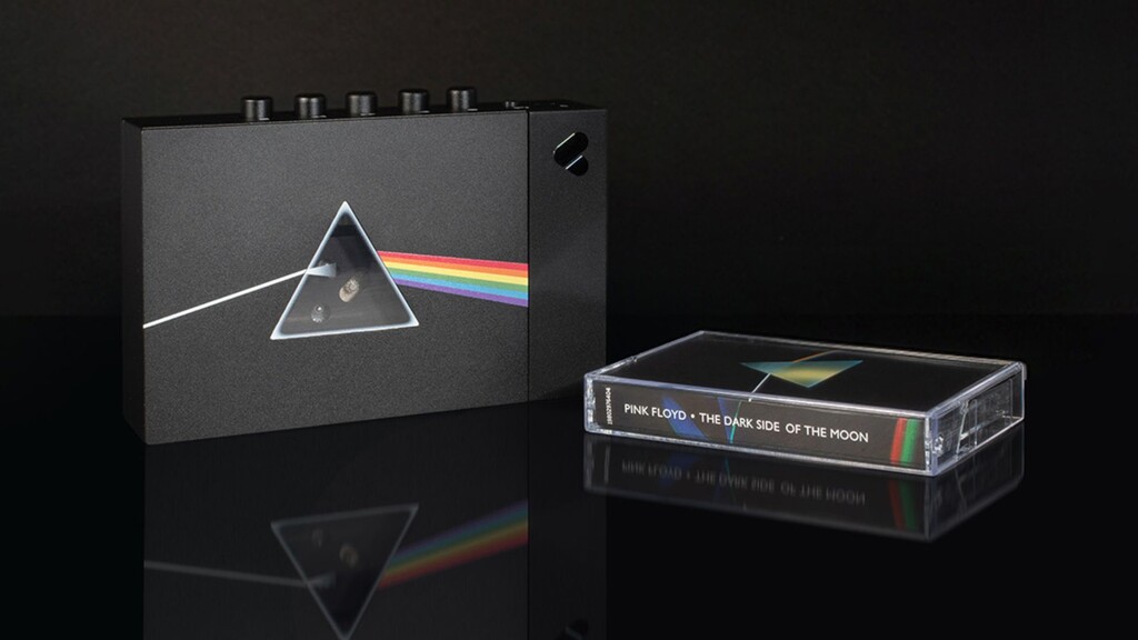 We Are Rewind x Pink Floyd Dark Side of the Moon cassette player