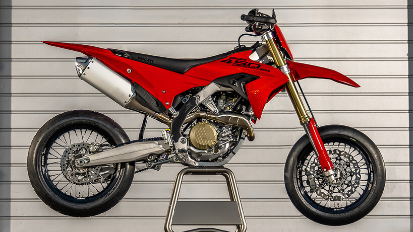 Ducati Desmo450 SM side view