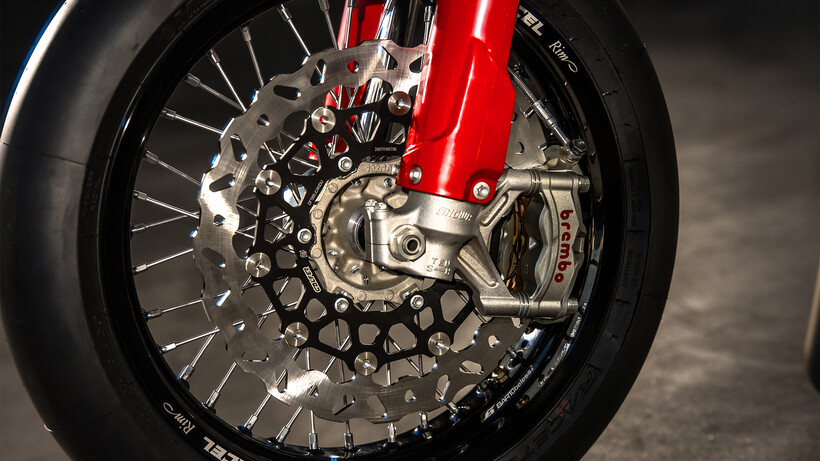 Ducati Desmo450 SM wheel