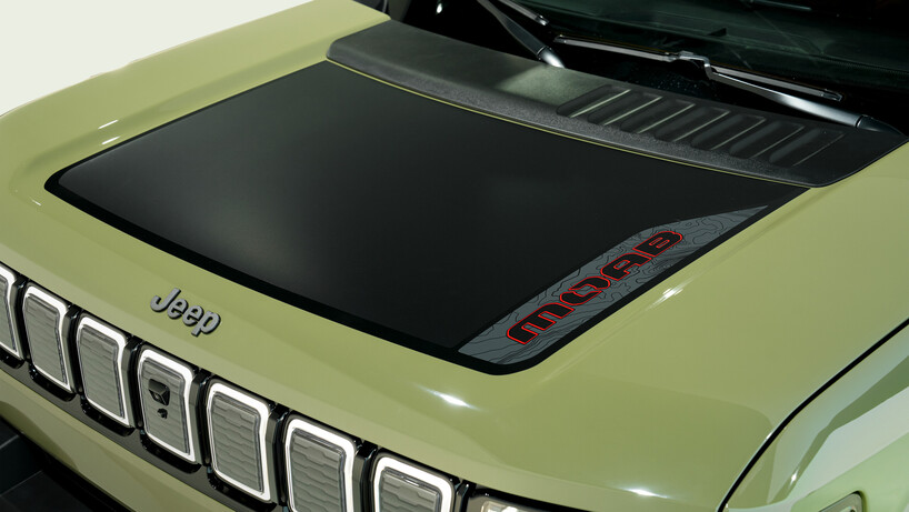 Jeep Recon Bonnet
