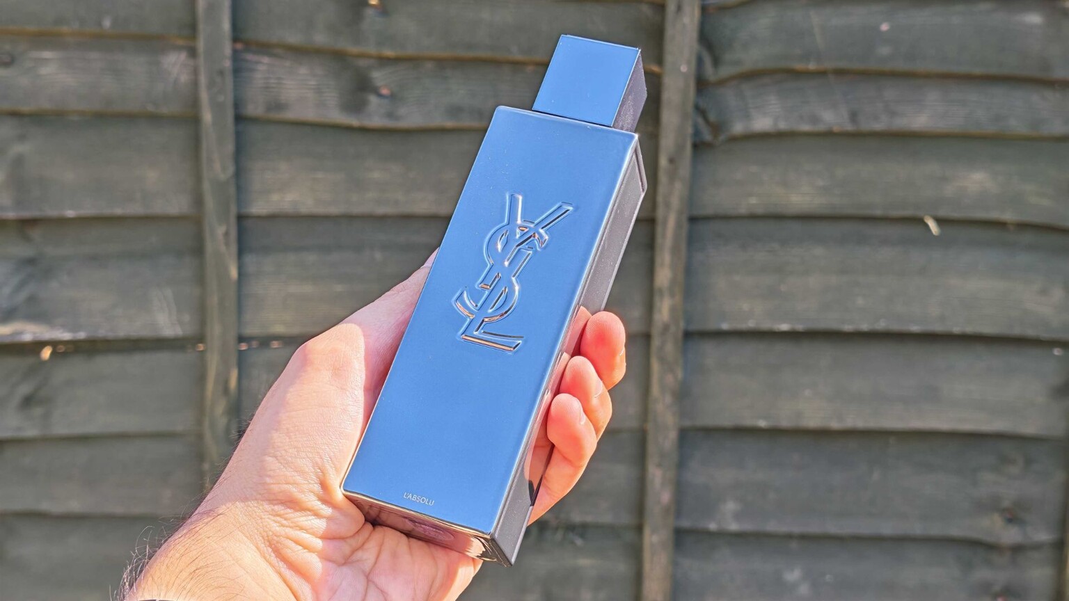 I used Yves Saint Laurent MYSLF L'Absolu – parfum strength brilliance for the modern man | Heaven Scent