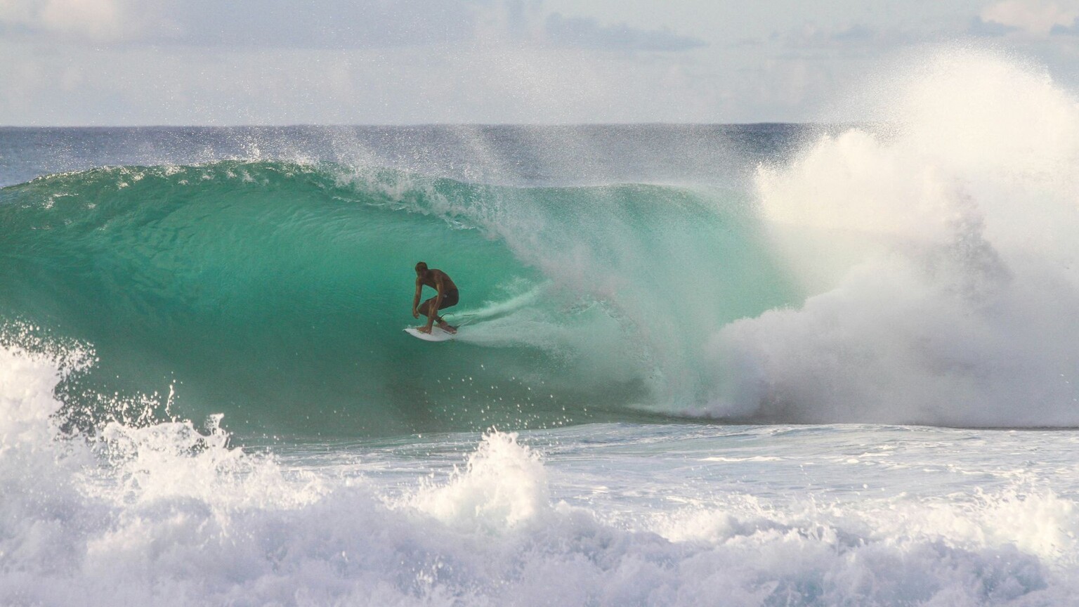 Surf legend Kelly Slater has a fitness regime which will shock you