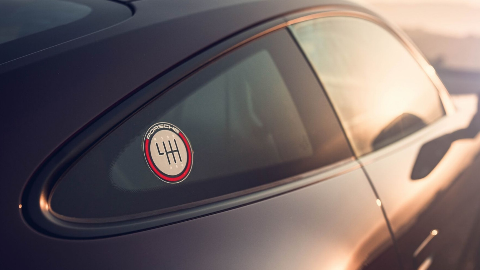 Porsche confirms return of manual 911 Carrera S