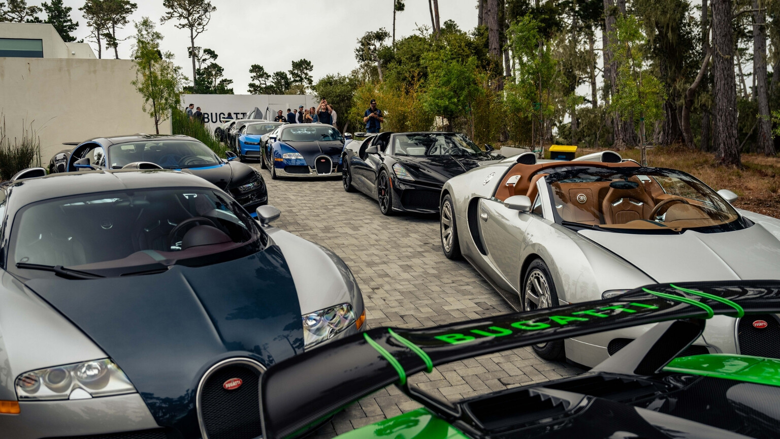 Could Bugatti return to manual in the V16 era?