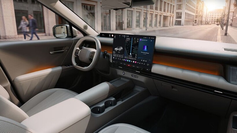 2027 Hyundai Tucson with boxy fifth-generation design and full-width lighting