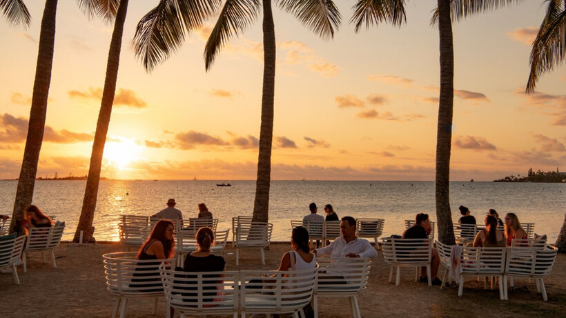 Le Domaine Déva resort in New Caledonia surrounded by tropical landscape and overlooking the South Pacific
