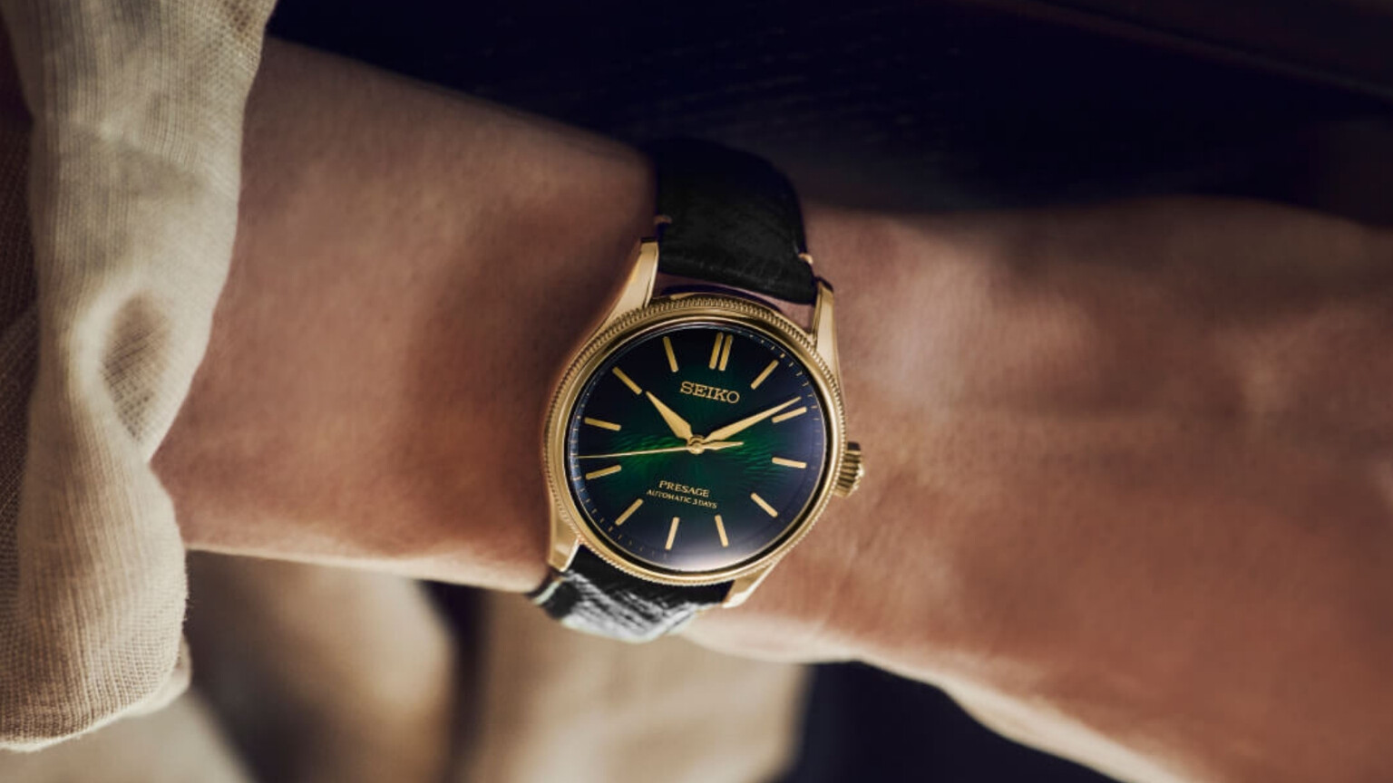 Seiko’s new dial is made to look like aged pine bark
