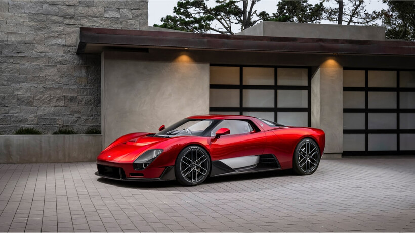 Red McLaren McL 6GT concept with low-slung bodywork and carbon-fibre construction