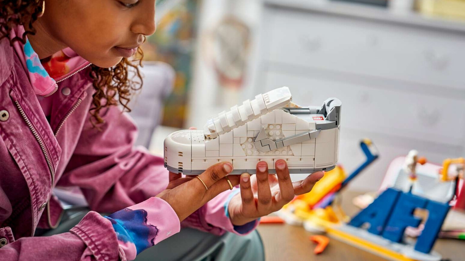 LEGO celebrates the Nike Air Force 1 in new set