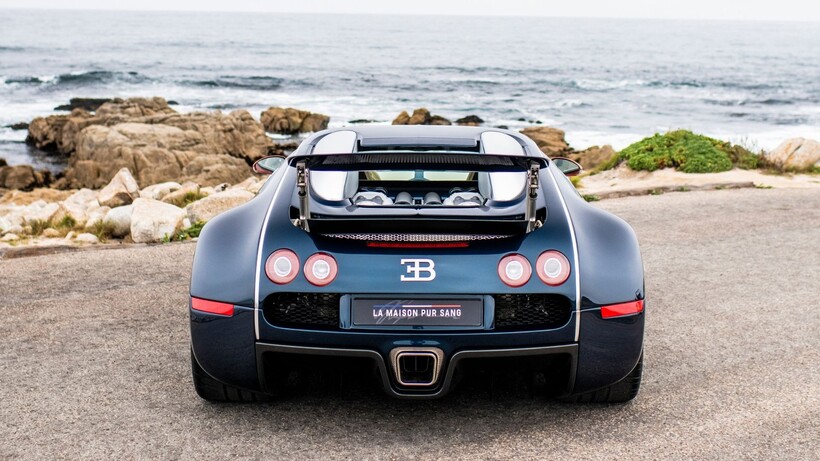 Restored Bugatti Veyron in Rouge Rembrandt and Petrol Blue through the La Maison Pur Sang programme